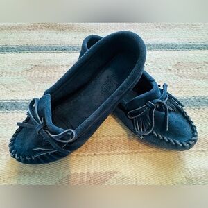 Minnetonka Tassel Moccasins
